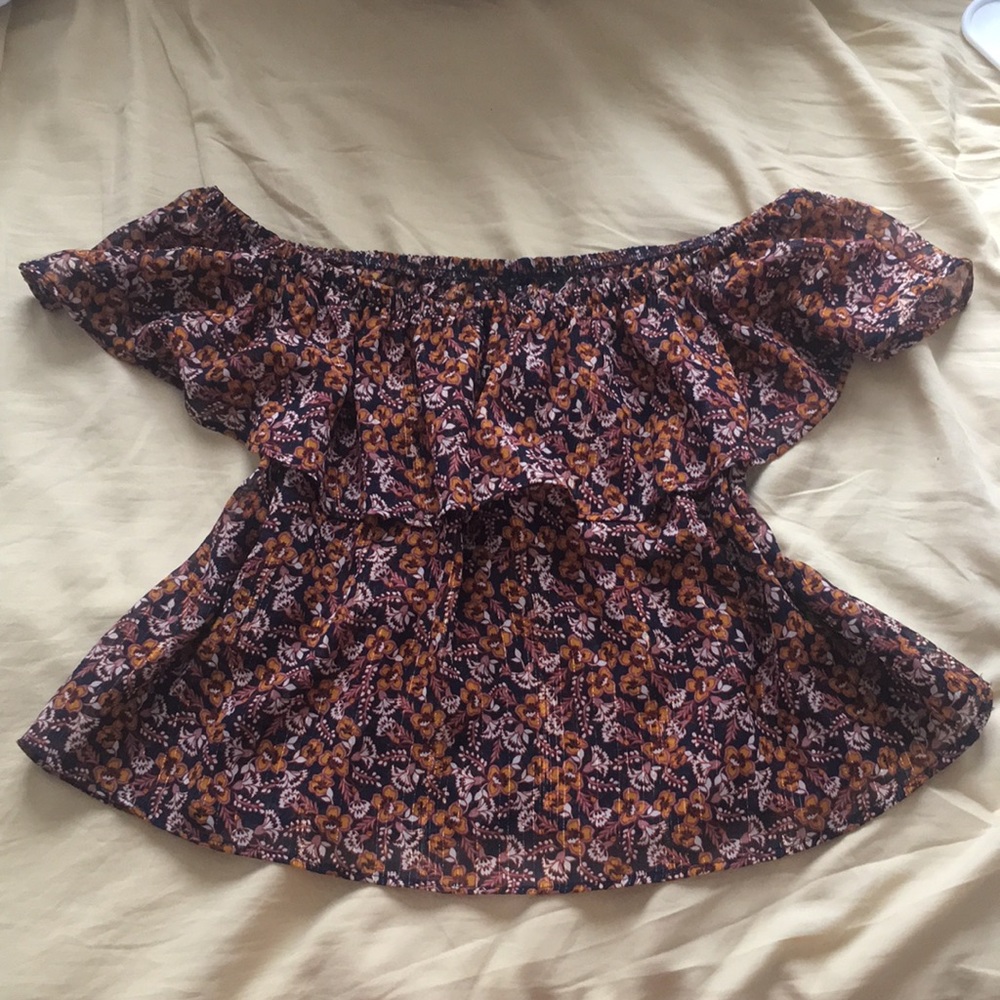 Off the shoulder free People crop top